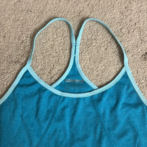 Work Out Top - Picture 2 of 4